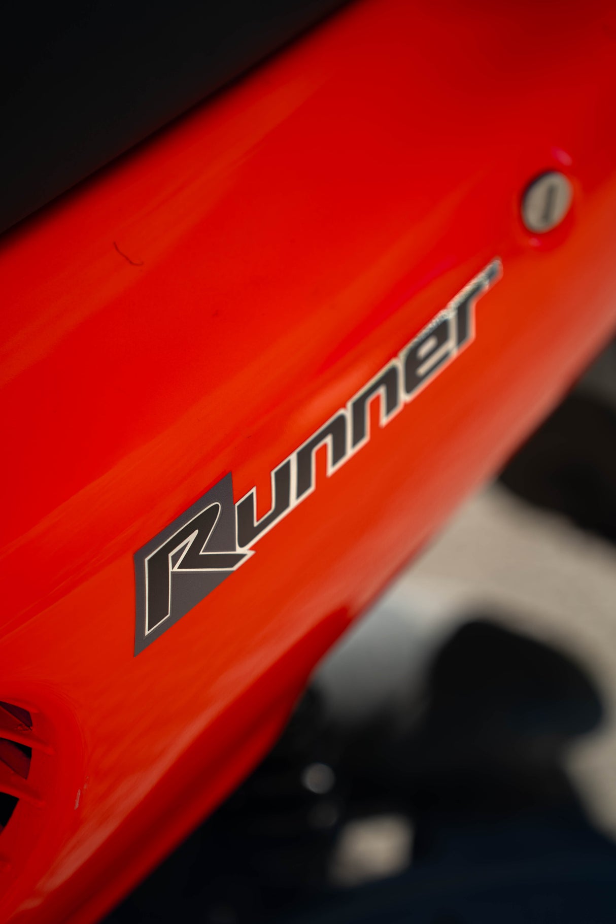 Séglage des autocollants Gilera Runner SP Pro