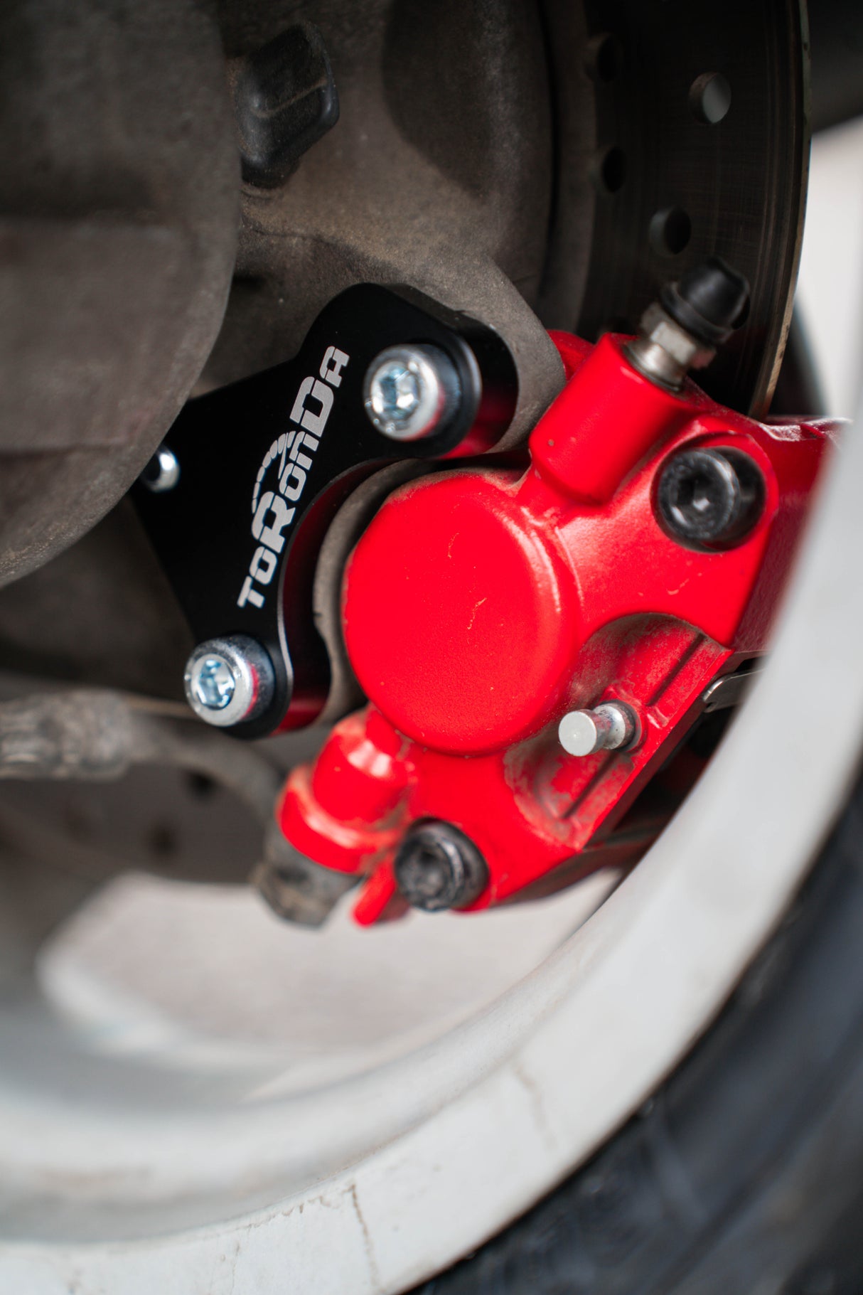 Calhable brace behind Toronda Gilera Runner 125-180cc