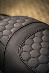Sattelabdeckung RS Black Piaggio Zip 2 /4 Strich