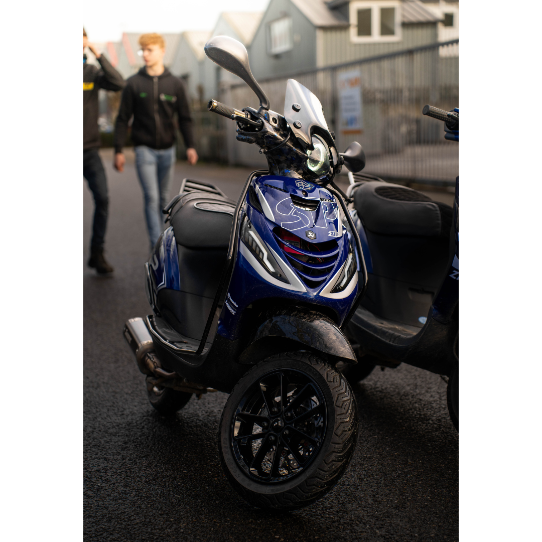 SP Carrosserie Zip BMW Bleu Brillant