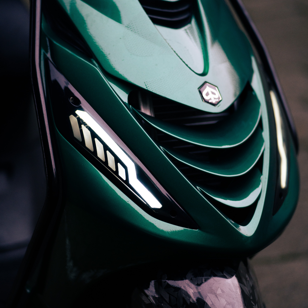 Alpha LED Piaggio Zip 2000 vorne ohne Matrix Zip LEDs
